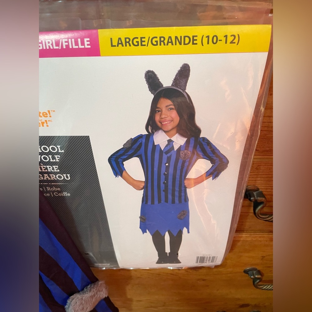🌸NEW Girls Prep School Werewolf Halloween Costume Size Large 10-12